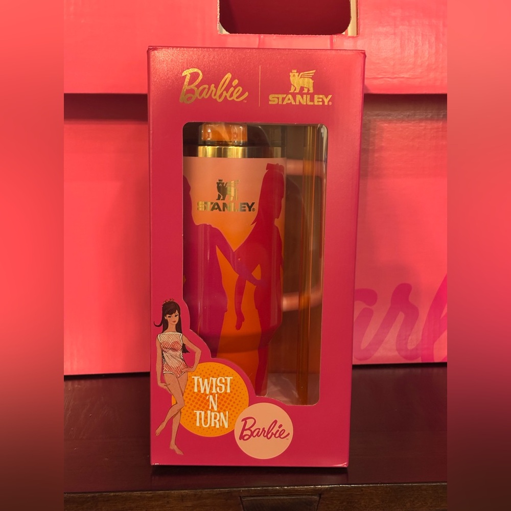 Barbie X Stanley Twist and Turn 40 oz Quencher UNOPENED